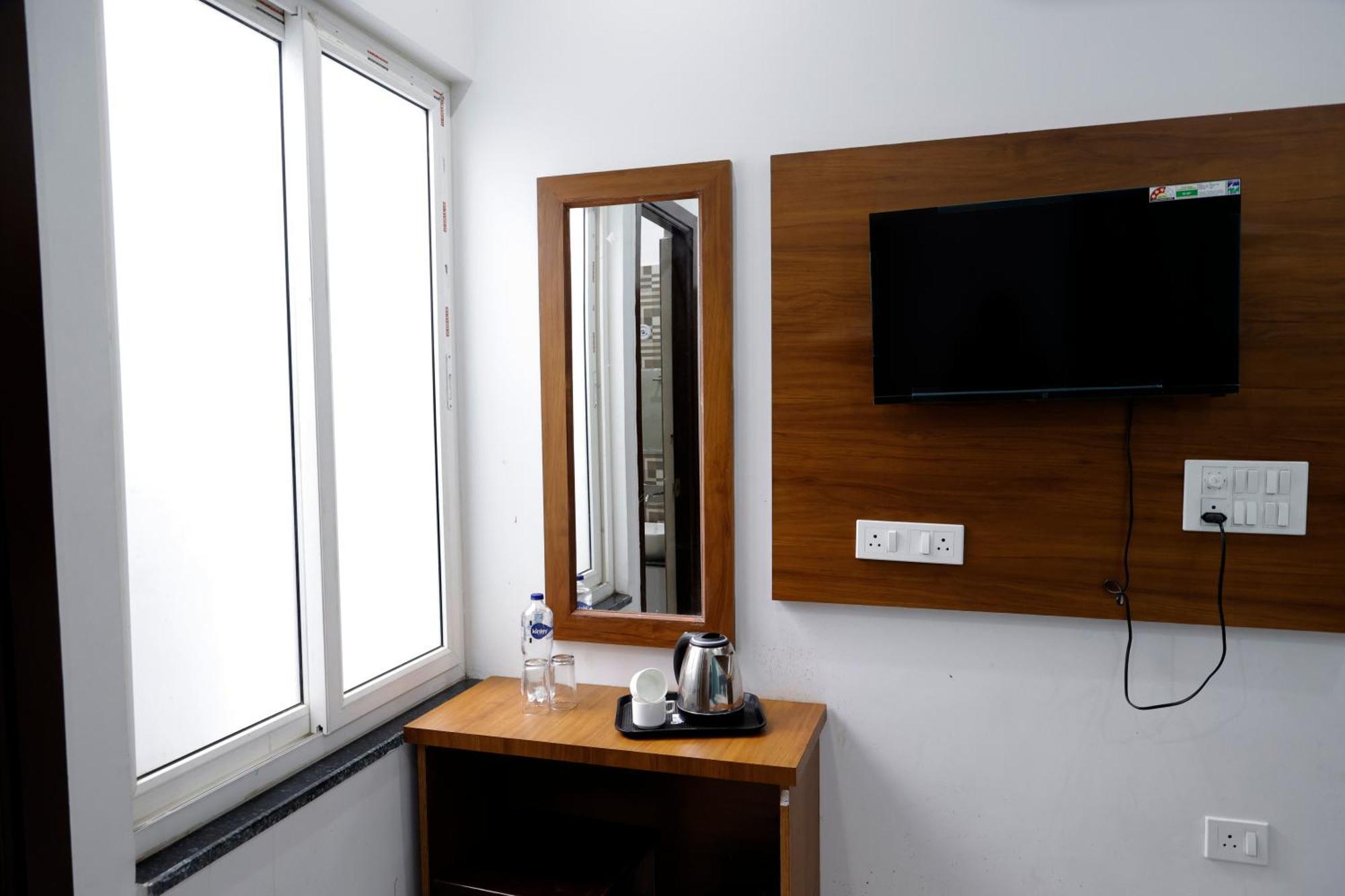 Hotel Parth Inn Rishikesh Ngoại thất bức ảnh