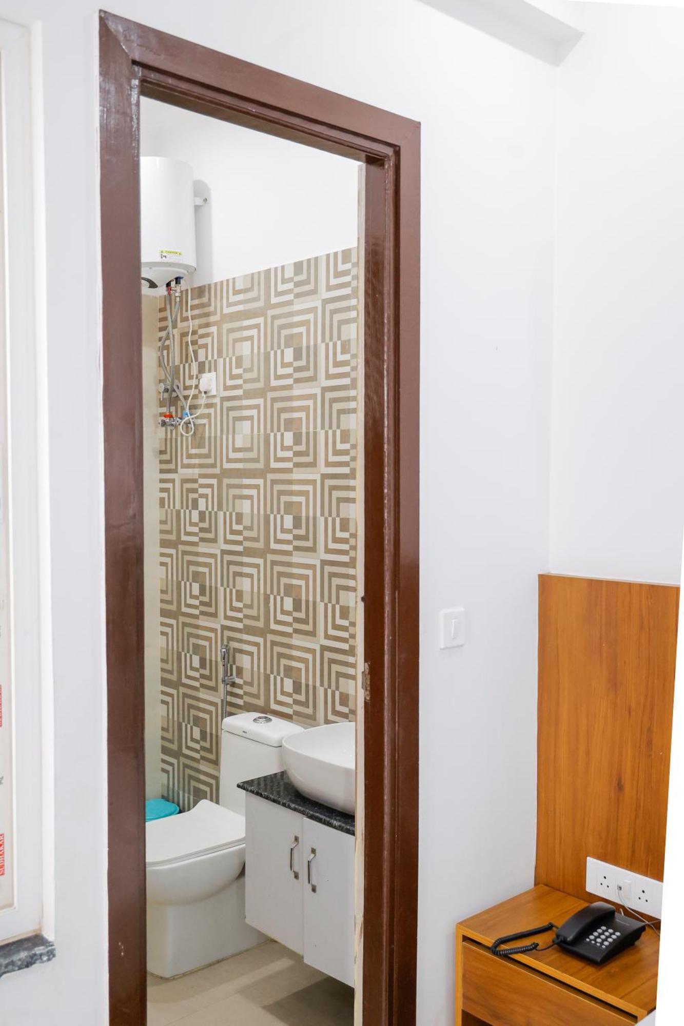 Hotel Parth Inn Rishikesh Ngoại thất bức ảnh